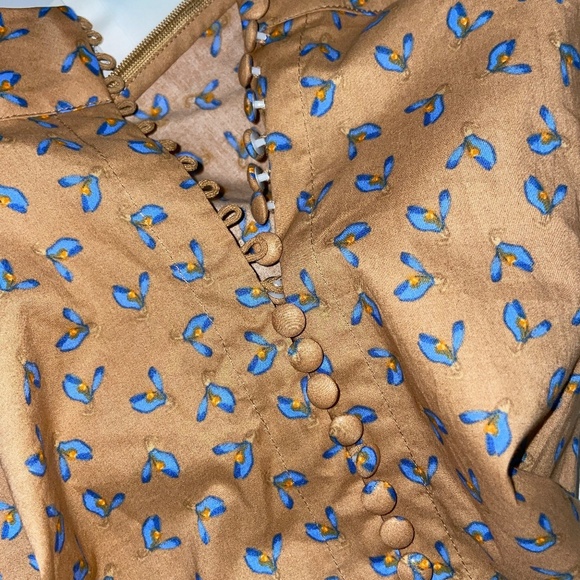 JUST Female long sleeve button down tunic organic cotton tan blue floral small - Picture 6 of 9